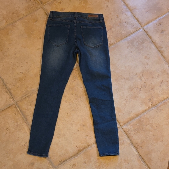 Kendall & Kylie Dark Blue Skinny Jeans - Picture 4 of 6